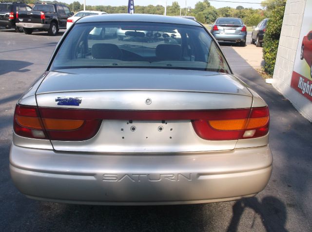 2002 Saturn S Series XLS