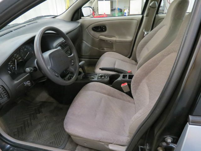 2002 Saturn S Series Base S