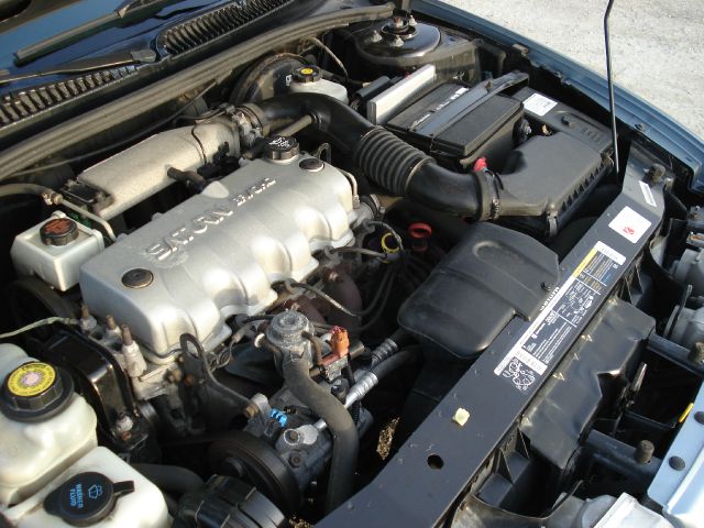 2002 Saturn S Series Base S