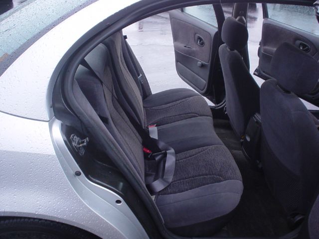 2002 Saturn S Series XLS