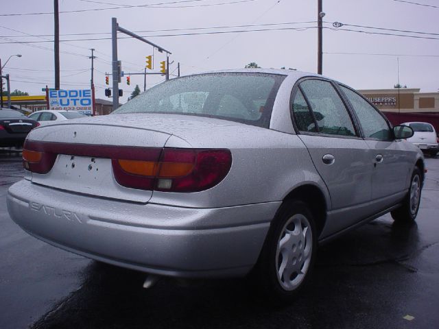 2002 Saturn S Series XLS
