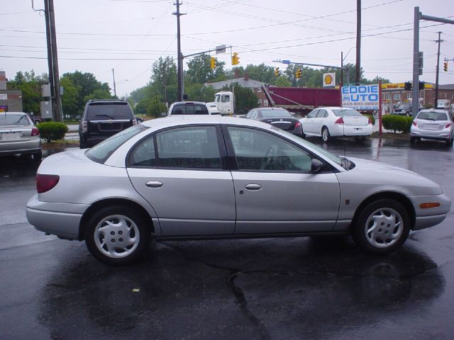 2002 Saturn S Series XLS