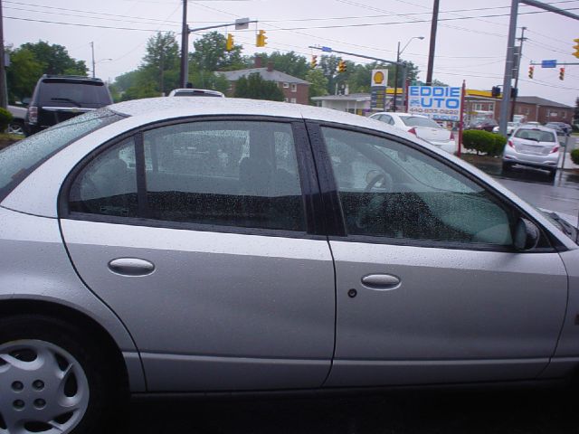 2002 Saturn S Series XLS