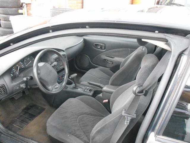 2002 Saturn S Series ST Crew Cab