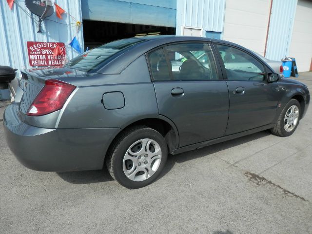 2004 Saturn S Series Unknown