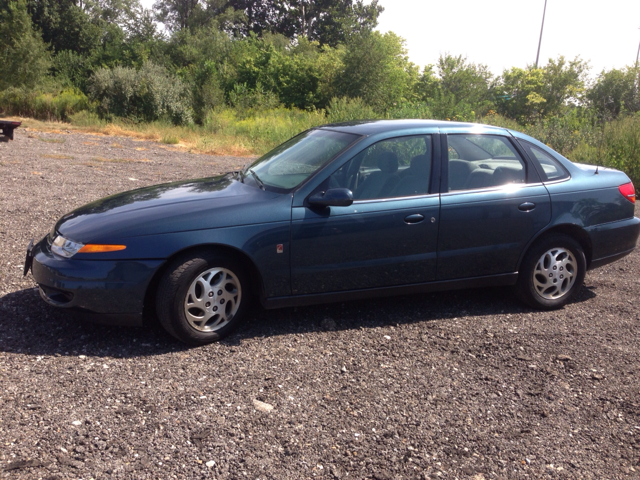 2002 Saturn Unspecified 2WD Eddie Bauer
