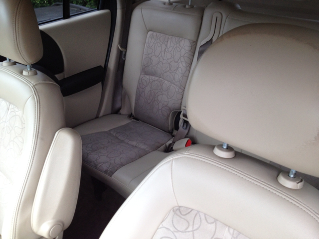 2004 Saturn VUE Unknown