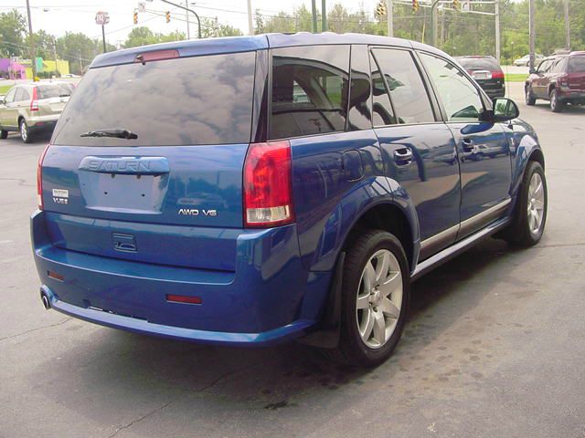 2005 Saturn VUE LT Crewcab 4x4