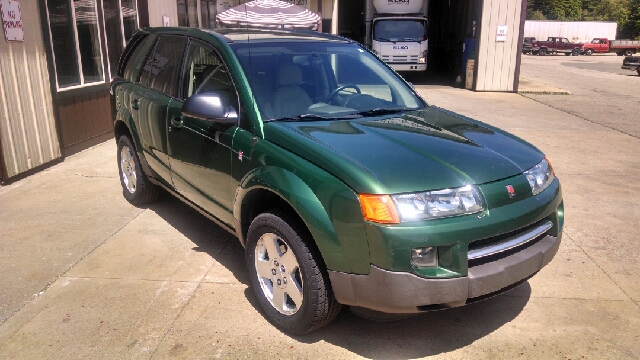 2004 Saturn VUE LS Flex Fuel 4x4 This Is One Of Our Best Bargains