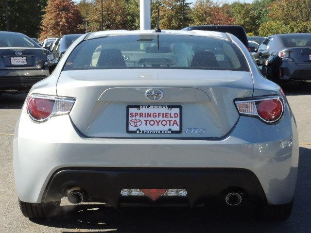 2013 Scion FR-S 2WD Ext Cab 125.9 SL