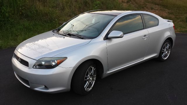 2005 Scion tC Unknown