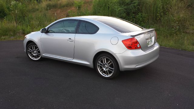 2005 Scion tC Unknown