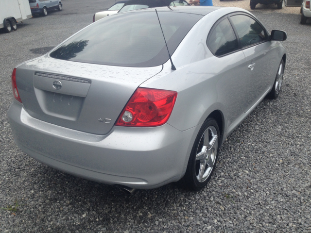 2005 Scion tC 2.0T