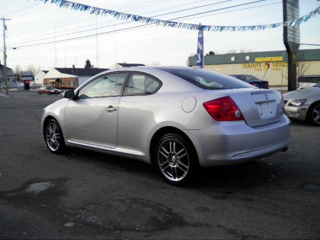 2005 Scion tC Unknown