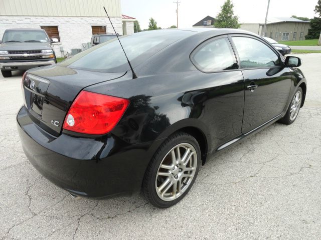 2005 Scion tC 2.0T