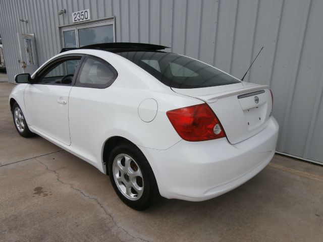 2005 Scion tC 2.0T