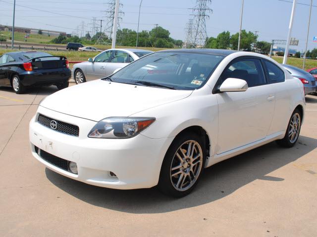 2005 Scion tC Unknown