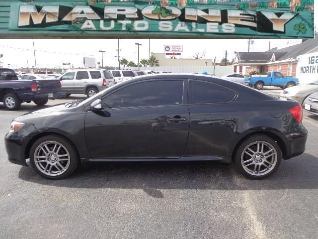 2005 Scion tC AWD 4dr Special Edition W/3rd Row