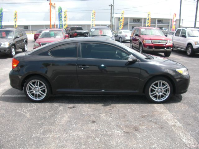 2005 Scion tC 2.0T