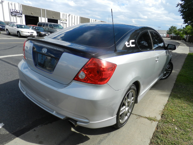 2005 Scion tC 2.0T