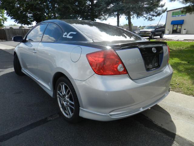 2005 Scion tC 2.0T