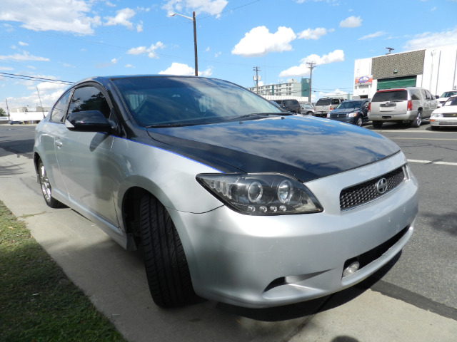 2005 Scion tC 2.0T