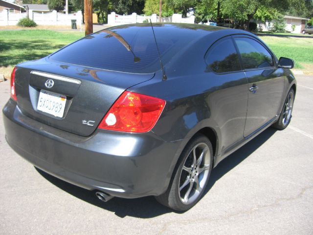 2005 Scion tC 2.0T