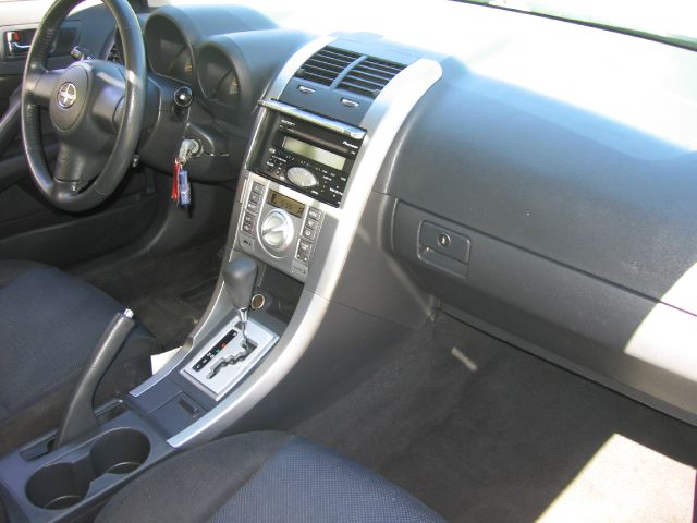 2005 Scion tC 2.0T