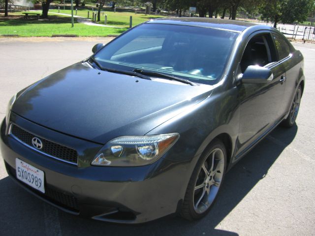 2005 Scion tC 2.0T