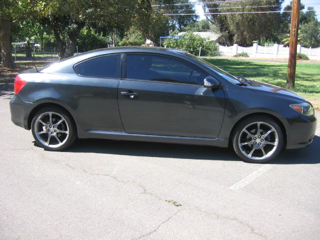 2005 Scion tC 2.0T