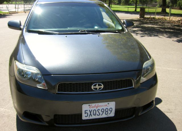 2005 Scion tC 2.0T