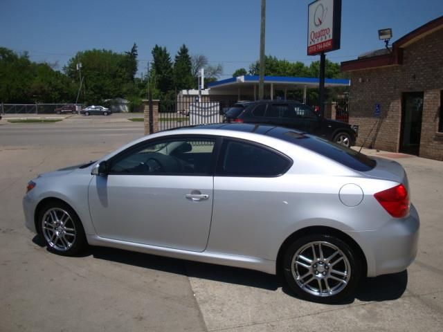 2005 Scion tC Lariat 4WD FX4