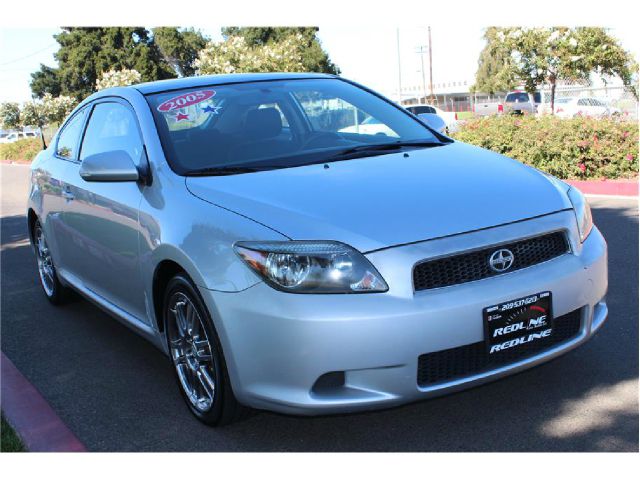 2005 Scion tC 2.0T