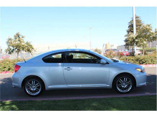 2005 Scion tC 2.0T
