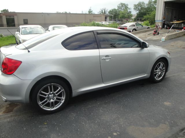2005 Scion tC 2.0T