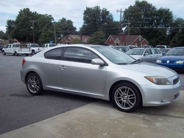 2005 Scion tC 2.0T