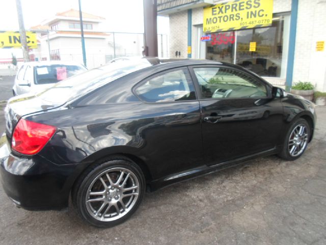 2005 Scion tC 2.0T