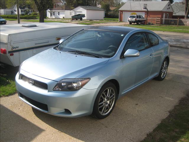 2005 Scion tC Unknown