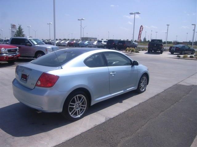 2006 Scion tC Base