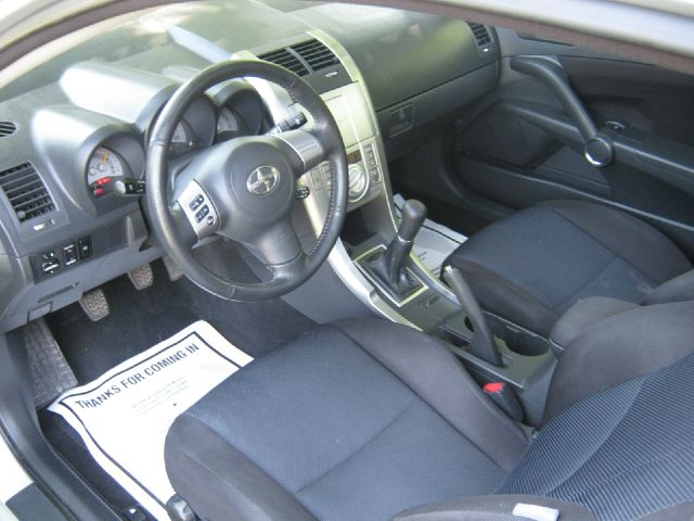 2006 Scion tC 2.0T