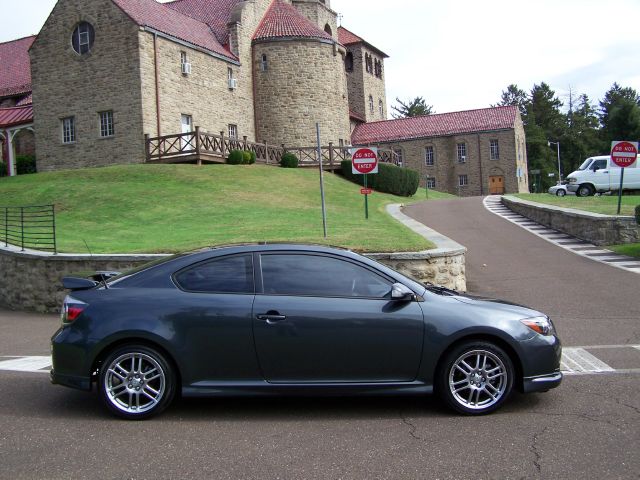 2009 Scion tC 2.0T