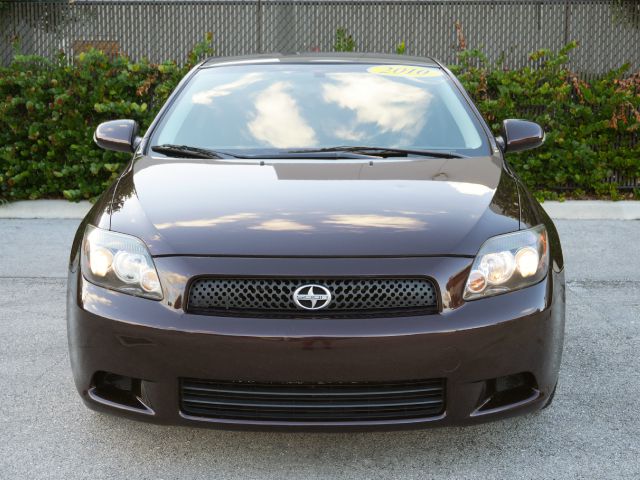 2010 Scion tC LT Sport Utility 5 1/4 Ft