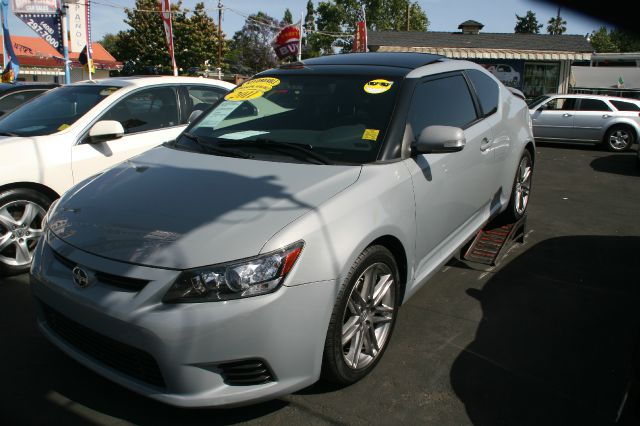 2011 Scion tC Lariat XL