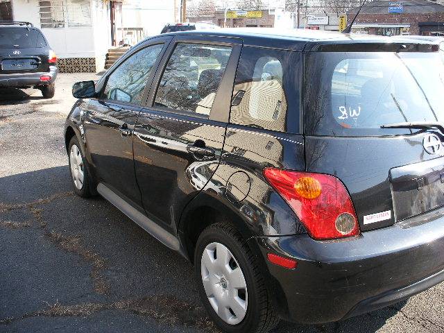 2005 Scion xA Base