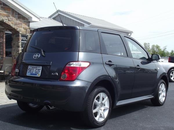 2006 Scion xA Base