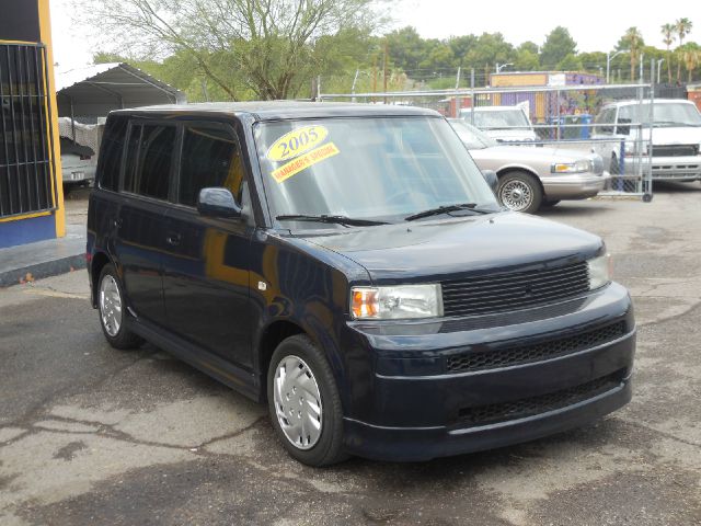 2004 Scion xB SW2
