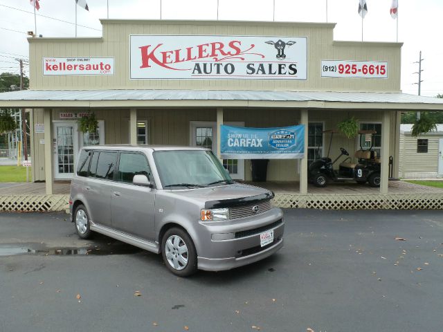 2004 Scion xB SW2