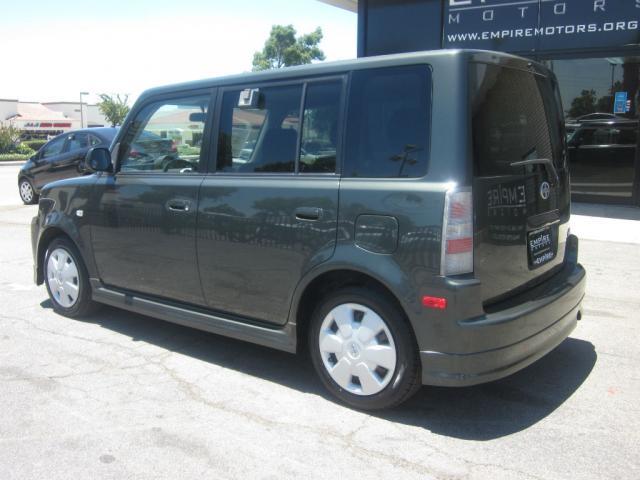 2005 Scion xB Unknown