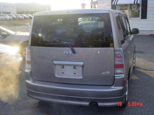 2005 Scion xB Unknown