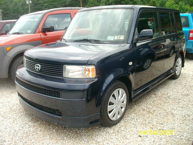 2005 Scion xB Unknown
